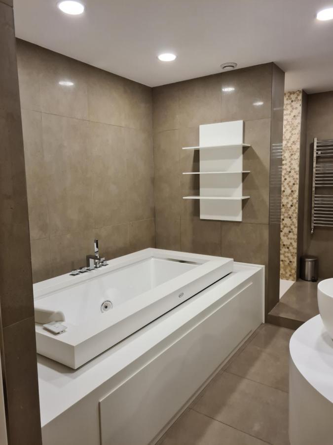 Incantevole Con Jacuzzi Roma Ngoại thất bức ảnh