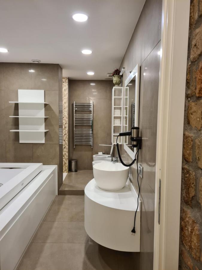 Incantevole Con Jacuzzi Roma Ngoại thất bức ảnh